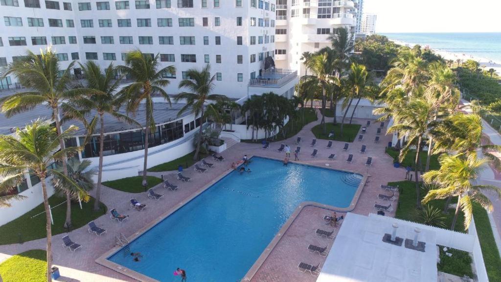 Beachfront Rentals Miami Beach By Bl Rentals Екстер'єр фото